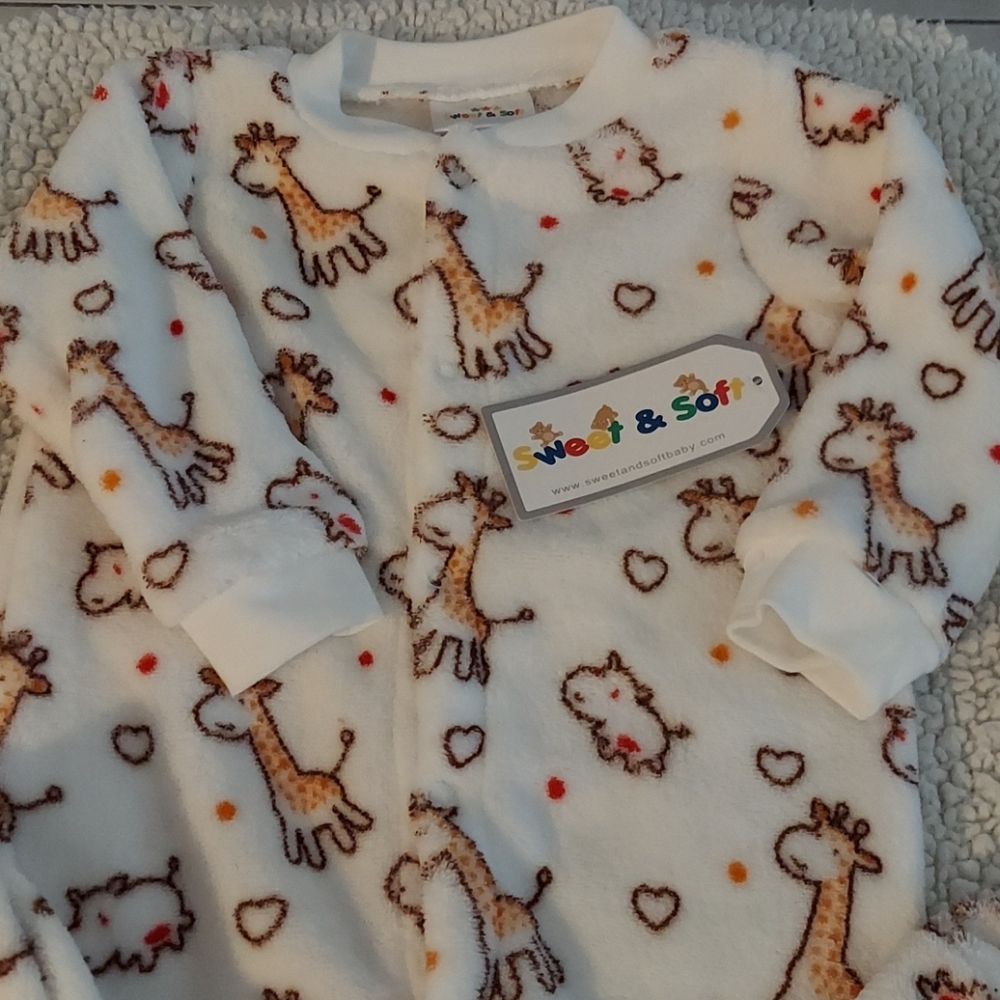 Sweet & Soft fleece outfit giraffe with hearts